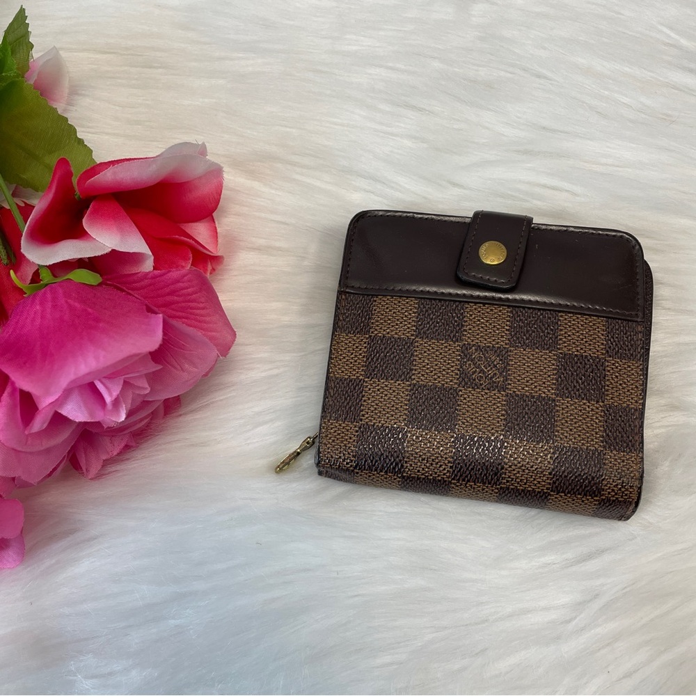 Louis Vuitton Monogram Wallet w/ Zippered Coin Pouch